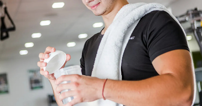 Qué llevar en un batido de proteína para ganar masa muscular y cuándo tomarlo